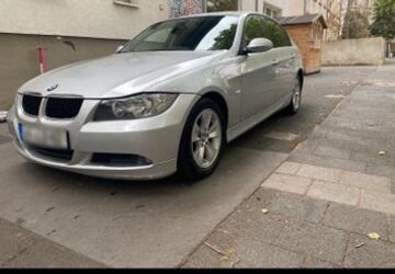 BMW 320 269.000 km 2.999 &euro; Frankfurt am Main 60385