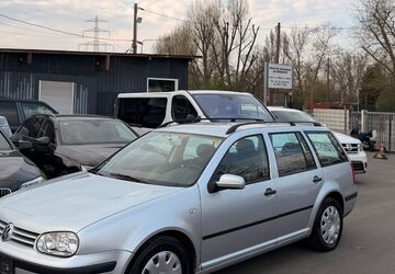 VW Golf 92.867 km 2.999 &euro; Frankfurt am Main 60486