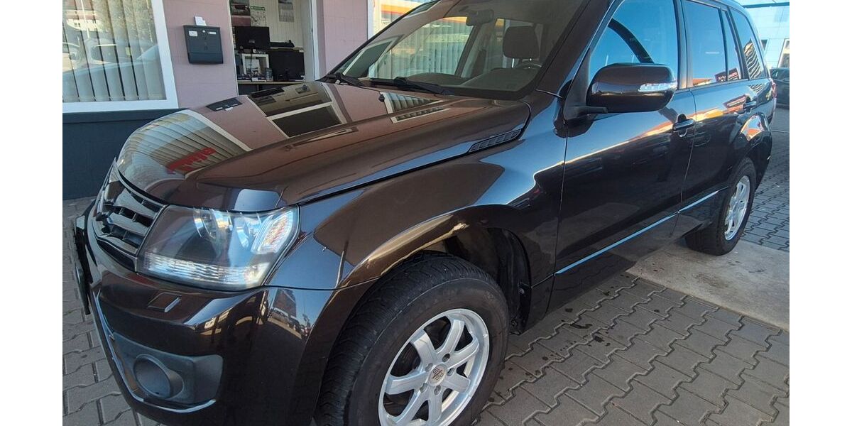 Suzuki Grand Vitara 228.700 km 6.400 &euro; Büdingen 63654