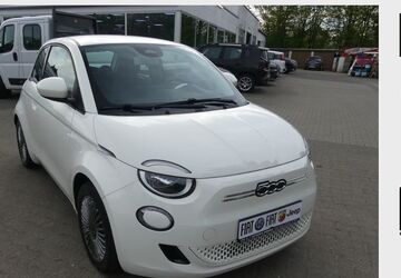 Fiat 500e 25.467 km 14.990 &euro; Dreieich 63303