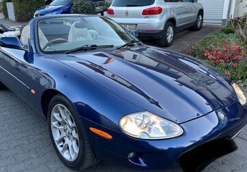 Jaguar XK8 142.000 km 7.850 &euro; Offenbach 63069