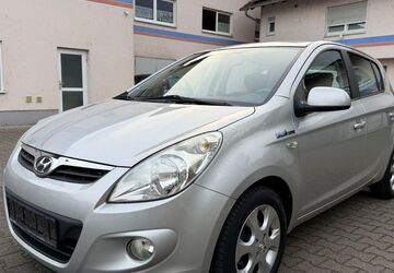 Hyundai i20 150.000 km 3.800 &euro; Nidderau 61130