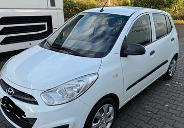 Hyundai i10 95.000 km 3.400 &euro; Frankfurt 60486