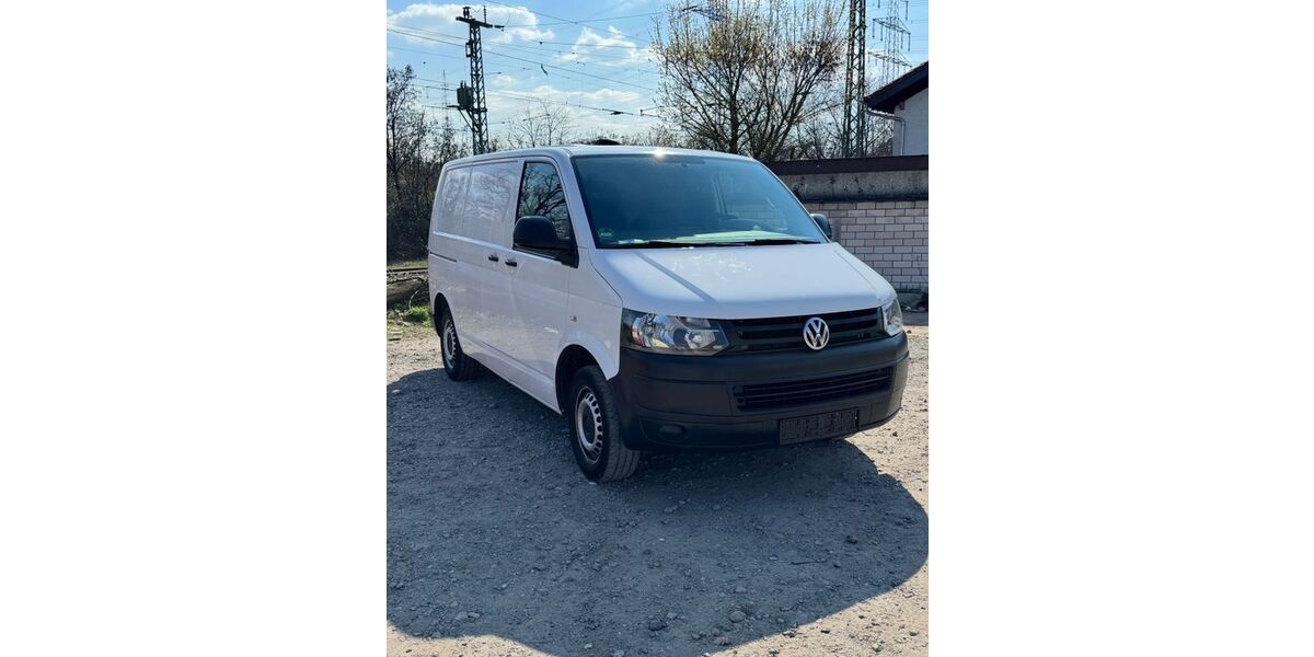 VW T5 Transporter 176.526 km 12.800 &euro; Frankfurt am Main 65936