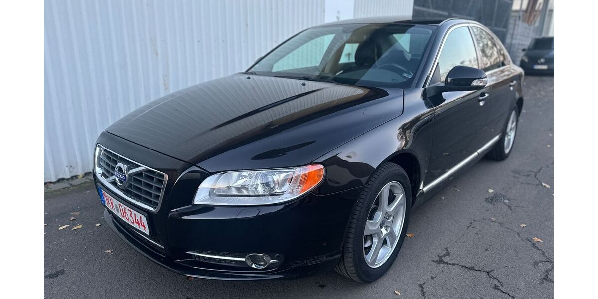 Volvo S80 259.700 km 7.600 &euro; Biebergemünd 63599