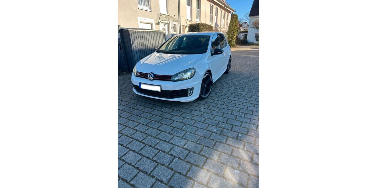VW Golf 250.000 km 9.900 &euro; Hanau 63452