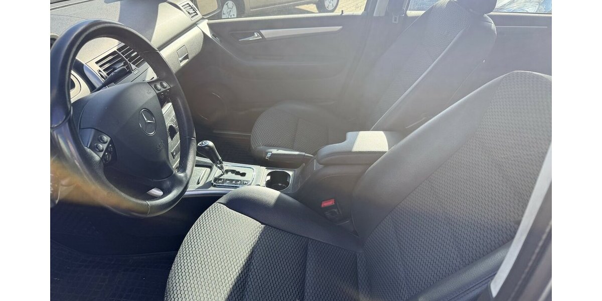 Mercedes-Benz A 160 CDI Automatik Avantgard TÜV Top Zustand 104.212 km 5.499 &euro; Frankfurt 60386