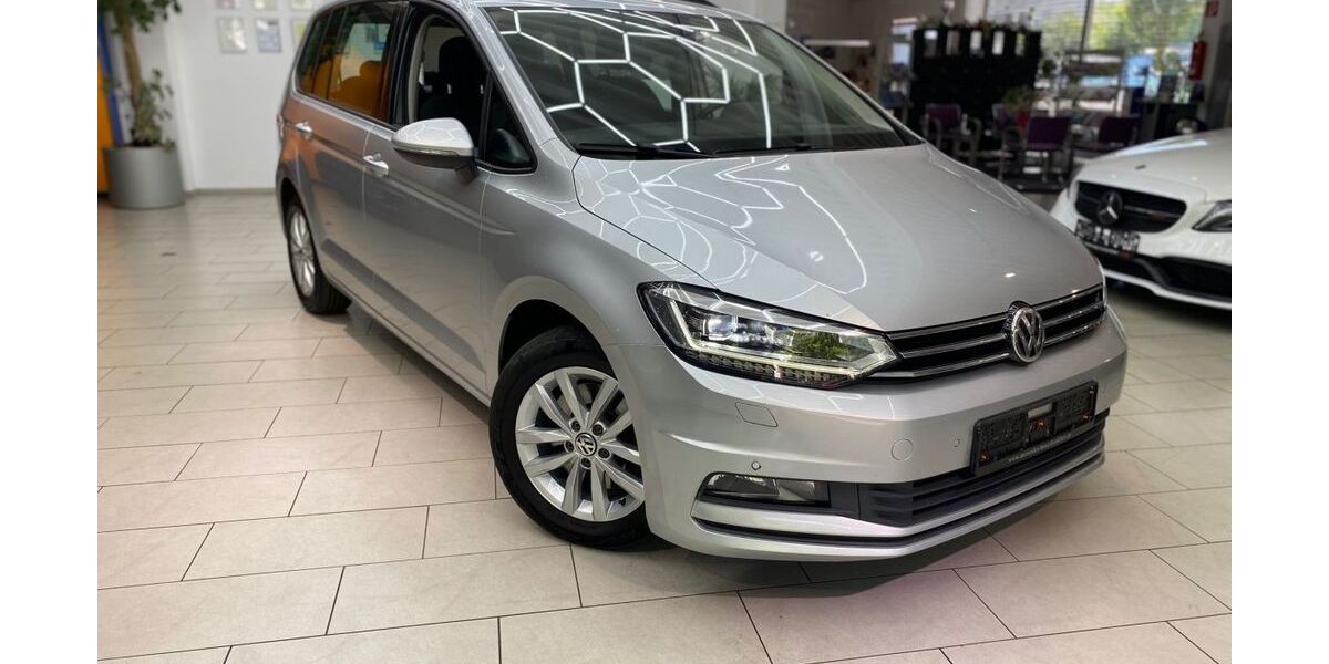 VW Touran 142.826 km 16.400 &euro; Neu-Isenburg 63263