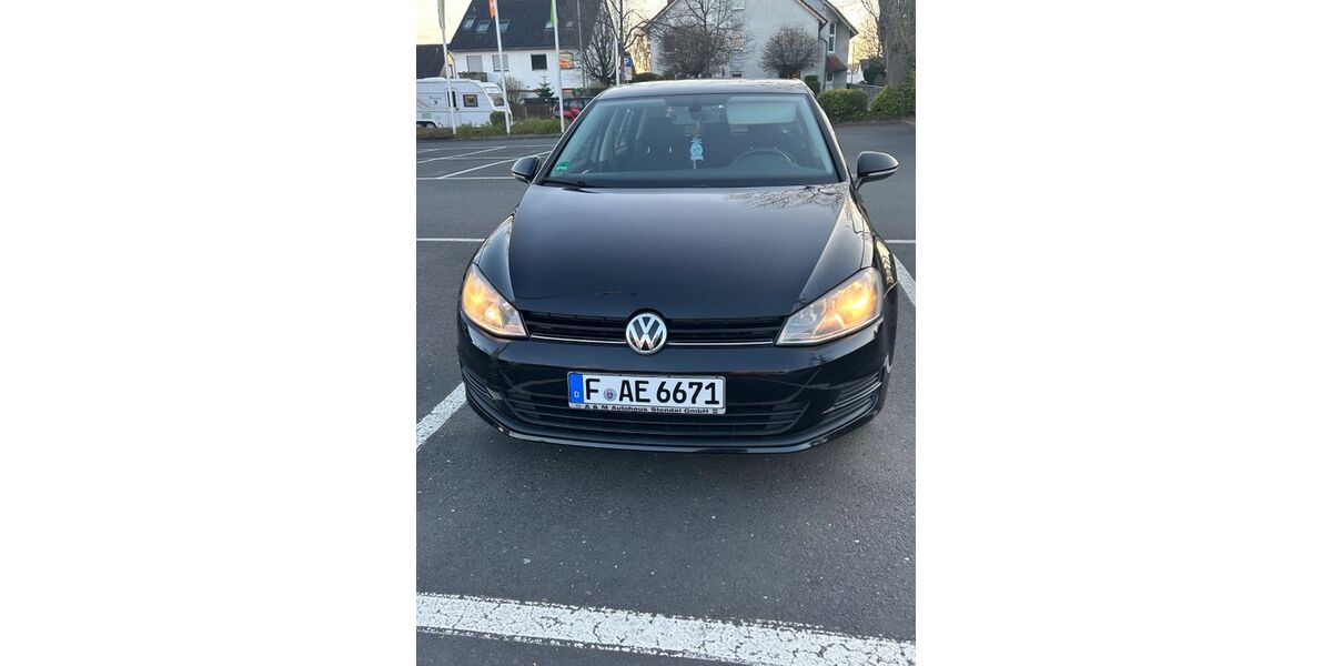 VW Golf 142.000 km 7.350 &euro; Frankfurt 65931