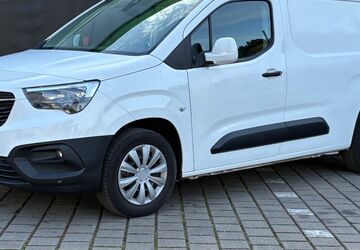 Opel Combo 136.000 km 9.600 &euro; Mühlheim am main 63165