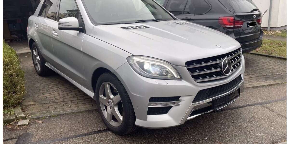 Mercedes-Benz ML 350 220.000 km 20.000 &euro; Frankfurt 60311
