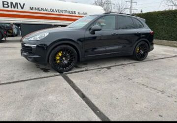 Porsche Cayenne 205.000 km 27.600 &euro; Frankfurt 60489