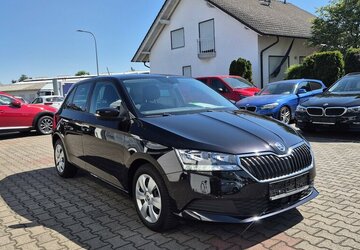 Skoda Fabia Ambition, Klima, Kamera, Carplay, Navi 41.400 km 15.490 &euro; Rodgau 63110