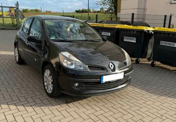 Renault Clio 190.000 km 2.500 &euro; Büdingen 63654
