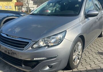 Peugeot 308 177.000 km 5.999 &euro; Büdingen 63654
