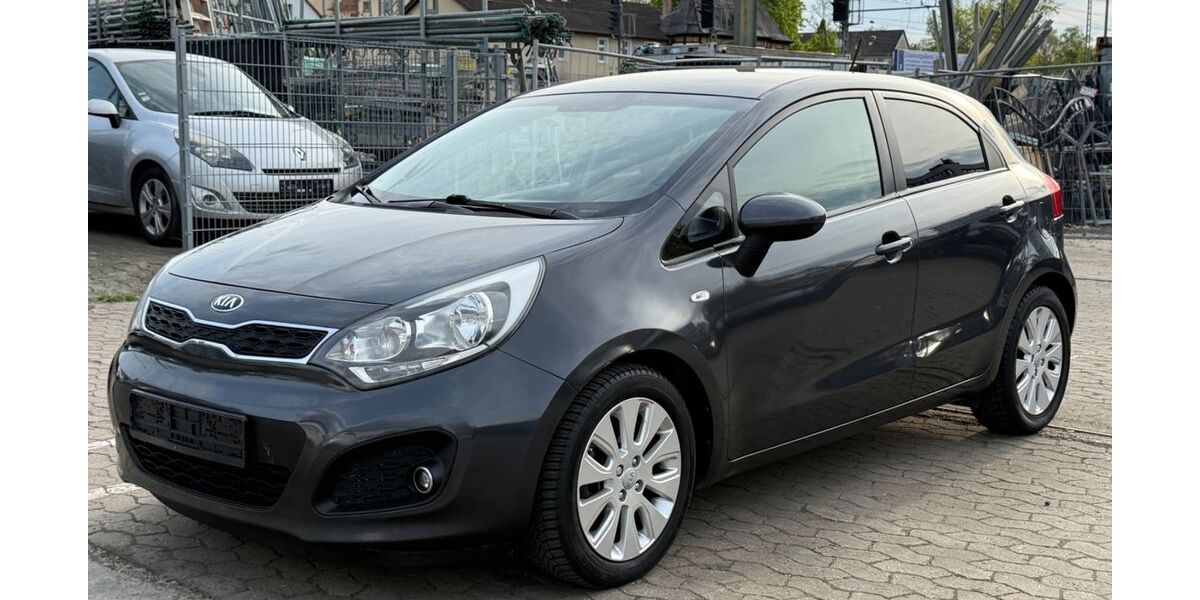 Kia Rio 179.000 km 6.950 &euro; Frankfurt am Main 65933