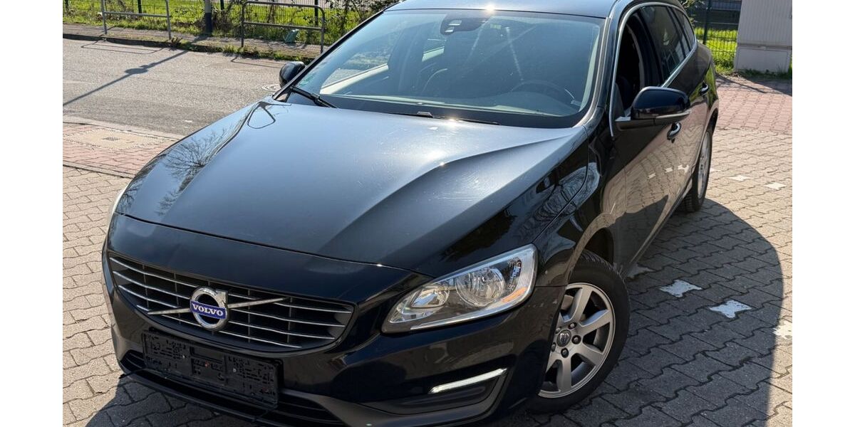 Volvo V60 194.000 km 6.699 &euro; Frankfurt am Main 65933