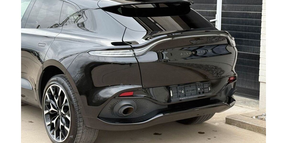 Aston Martin DBX 18.400 km 132.900 &euro; Kelsterbach 65451