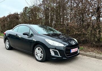 Peugeot 308 75.000 km 4.790 &euro; Altenstadt 63674