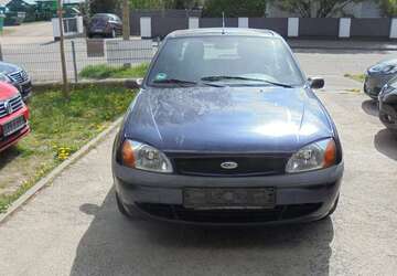 Ford Fiesta 82.500 km 750 &euro; Hanau 63452