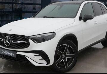 Mercedes-Benz GLC 300 15.000 km 61.990 &euro; Aschaffenburg 63741