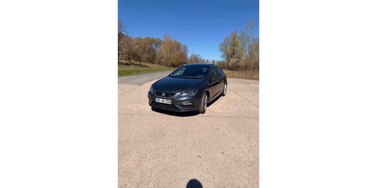 Seat Leon 62.474 km 18.290 &euro; Aschaffenburg 63743