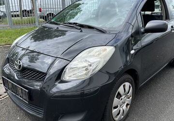 Toyota Yaris 223.287 km 1.990 &euro; Hanau 63452