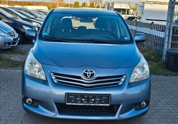 Toyota Verso 146.333 km 7.499 &euro; Dietzenbach 63128