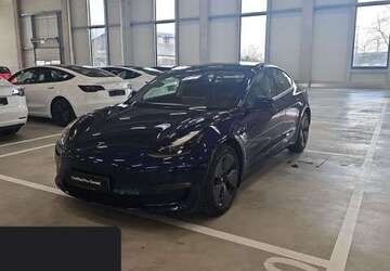 Tesla Model 3 81.299 km 26.600 &euro; Hanau 63457