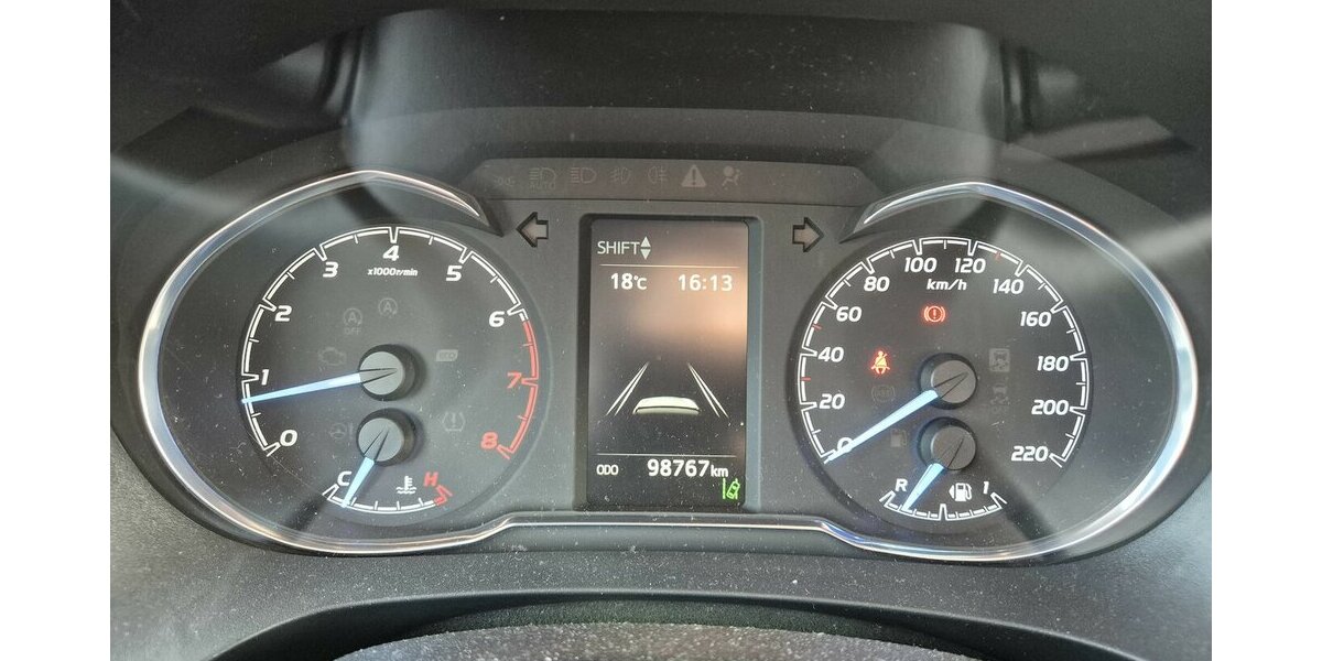 Toyota Yaris 1,5 Team D, Klima, PDC, Sitzheizung 98.400 km 10.690 &euro; Rodgau 63110