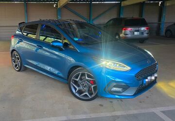 Ford Fiesta 112.800 km 15.299 &euro; Hanau 63452