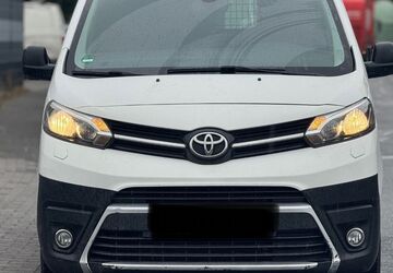 Toyota Proace (Verso) 142.000 km 11.450 &euro; Dieburg 64807