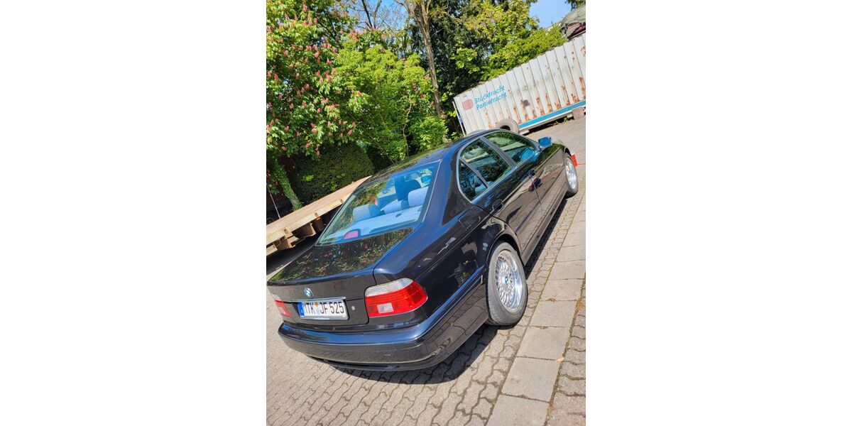BMW 525 199.890 km 6.499 &euro; Sulzbach (Taunus) 65843