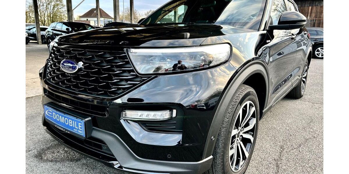 Ford Explorer 124.000 km 33.000 &euro; Frankfurt/Main 60386