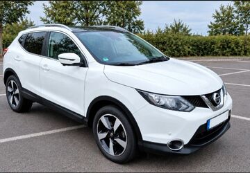 Nissan Qashqai 154.000 km 8.299 &euro; Gründau 63584