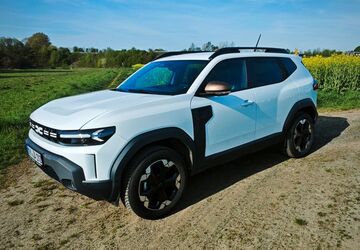 Dacia Duster 16.000 km 27.000 &euro; Hammersbach 63546