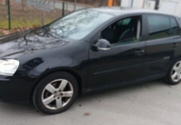 VW Golf 190.000 km 2.450 &euro; Frankfurt 60316