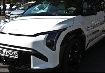 Kia EV3 8.990 km 42.449 &euro; Aschaffenburg 63741