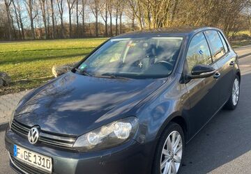 VW Golf 209.000 km 4.300 &euro; Frankfurt am Main 60489