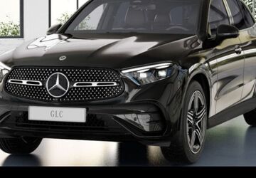 Mercedes-Benz GLC 300 9.900 km 67.650 &euro; Frankfurt 60488
