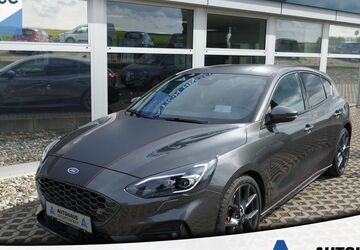 Ford Focus 38.431 km 24.990 &euro; Karben 61184