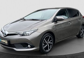 Toyota Auris 105.000 km 14.900 &euro; Büdingen-Düdelsheim 63654