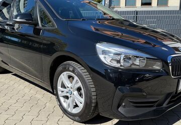 BMW 218 Active Tourer 72.673 km 13.900 &euro; Frankfurt am Main / Bergen-Enkheim 60388