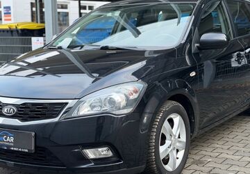 Kia ceed / Ceed 148.940 km 3.570 &euro; Aschaffenburg 63741