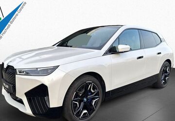 BMW iX 24.346 km 43.970 &euro; Bad Homburg 61352