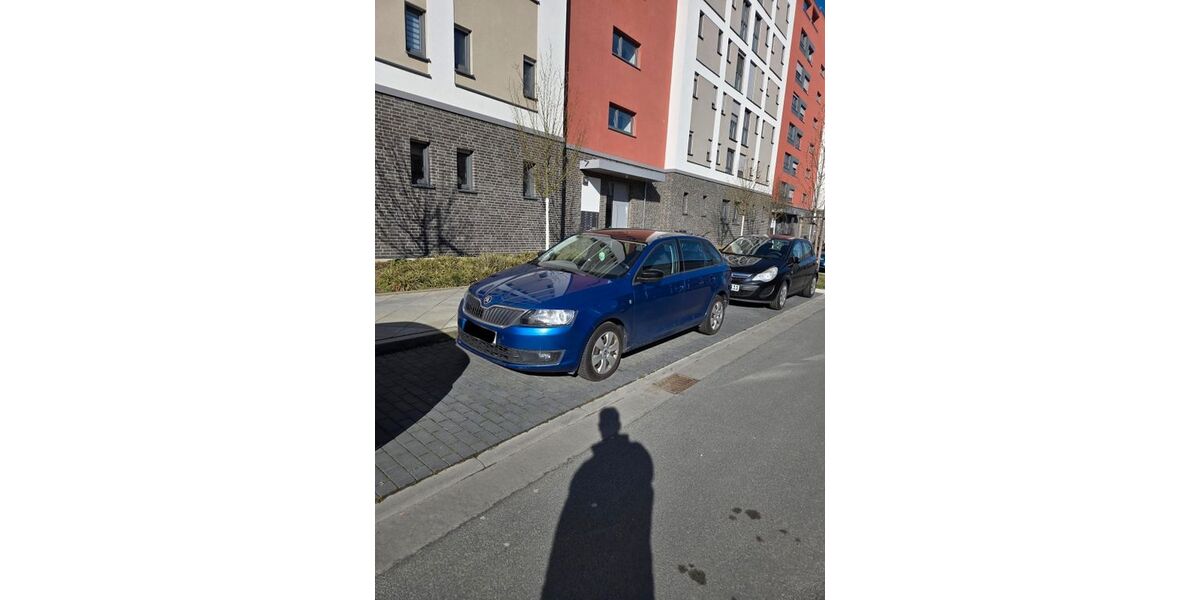 Skoda Rapid 327.000 km 3.500 &euro; Frankfurt am Main 60486