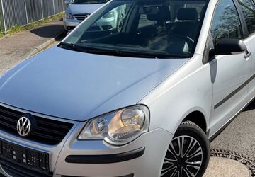 VW Polo 183.000 km 1.699 &euro; Frankfurt am Main 65933