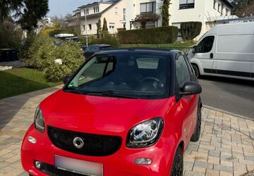 Smart ForTwo 28.838 km 9.900 &euro; Friedrichsdorf 61381