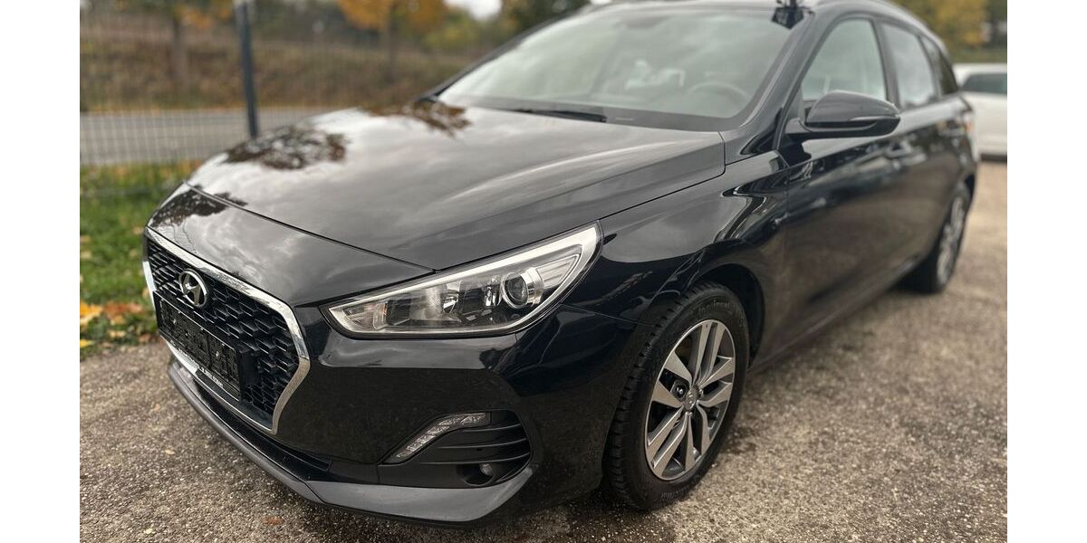 Hyundai i30 177.000 km 8.990 &euro; Friedberg 61169