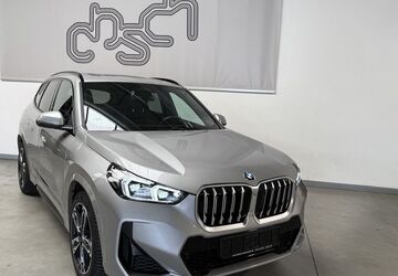 BMW X1 3.979 km 43.890 &euro; Maintal bei Frankfurt am Main 63477